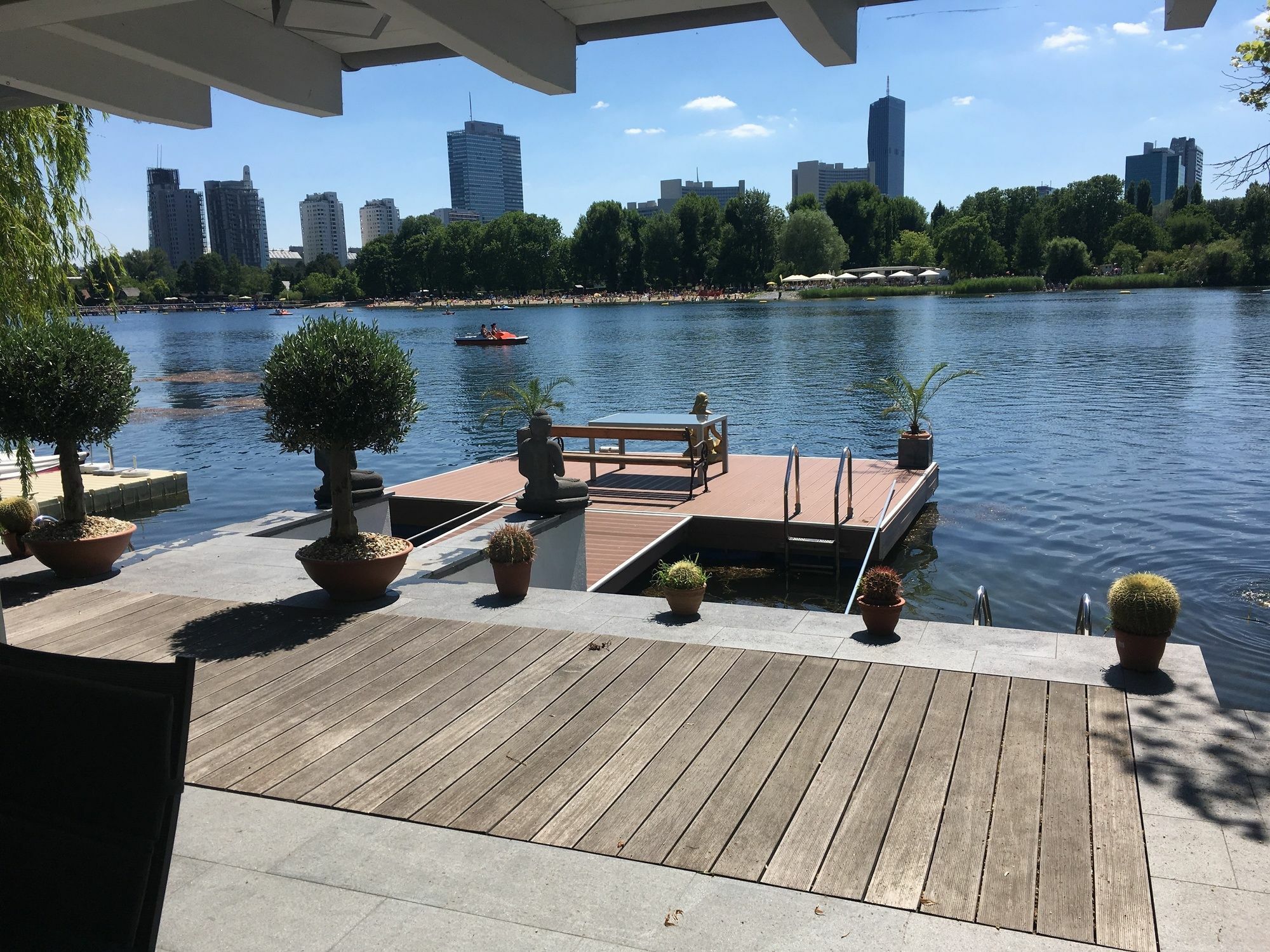 Ajo Vienna Beach - Contactless Check-In المظهر الخارجي الصورة